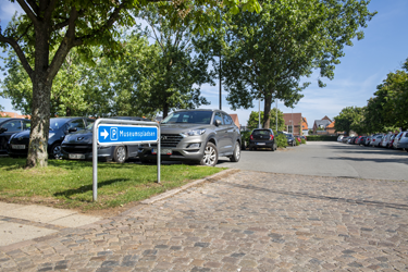Foto af parkeringsplads på Museumspladsen i Esbjerg. 